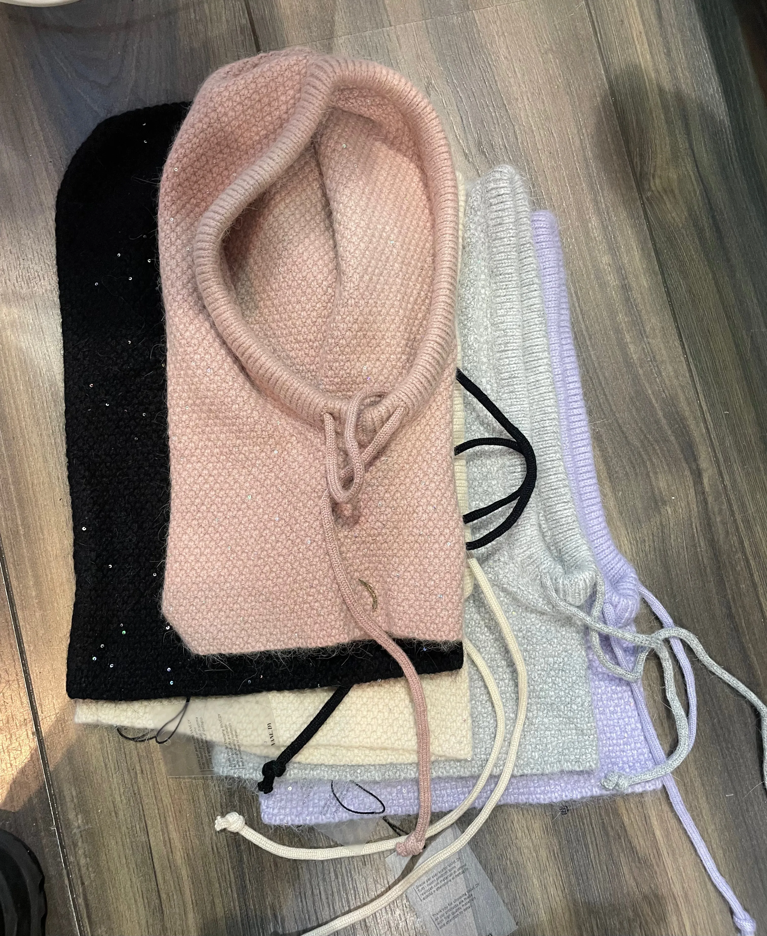 Balaclava  con paillettes vari colori