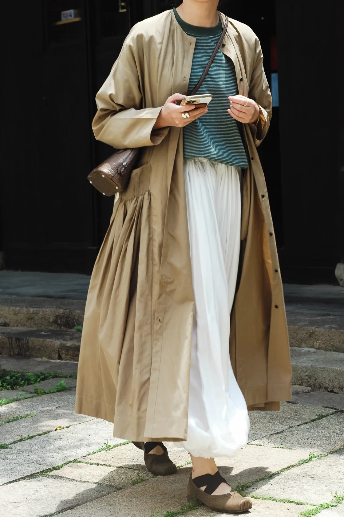 Handcrafted Pleated High-Count Cotton Chinese Style Women's Trench Coat