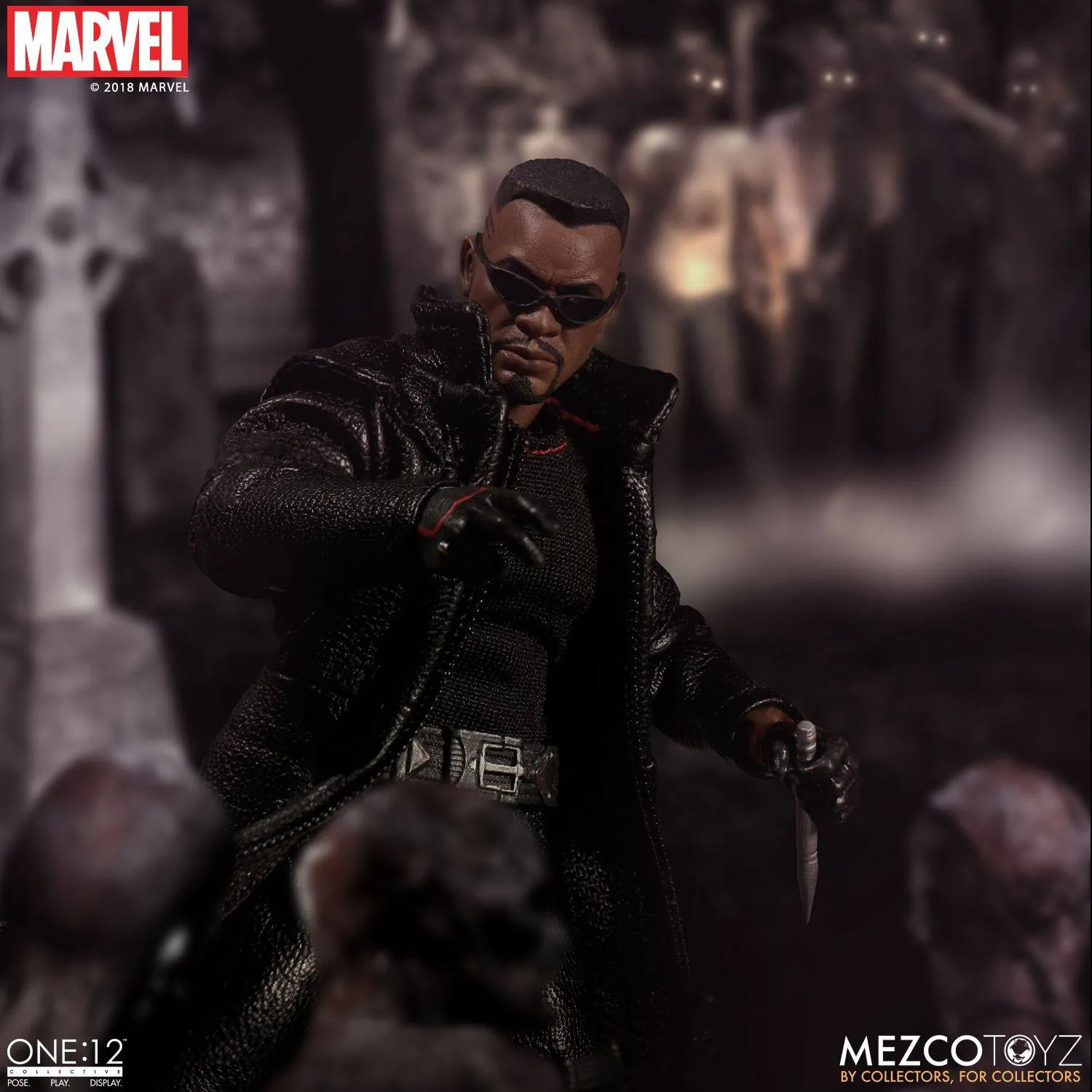 MEZCO - One:12 Collective Marvel Blade