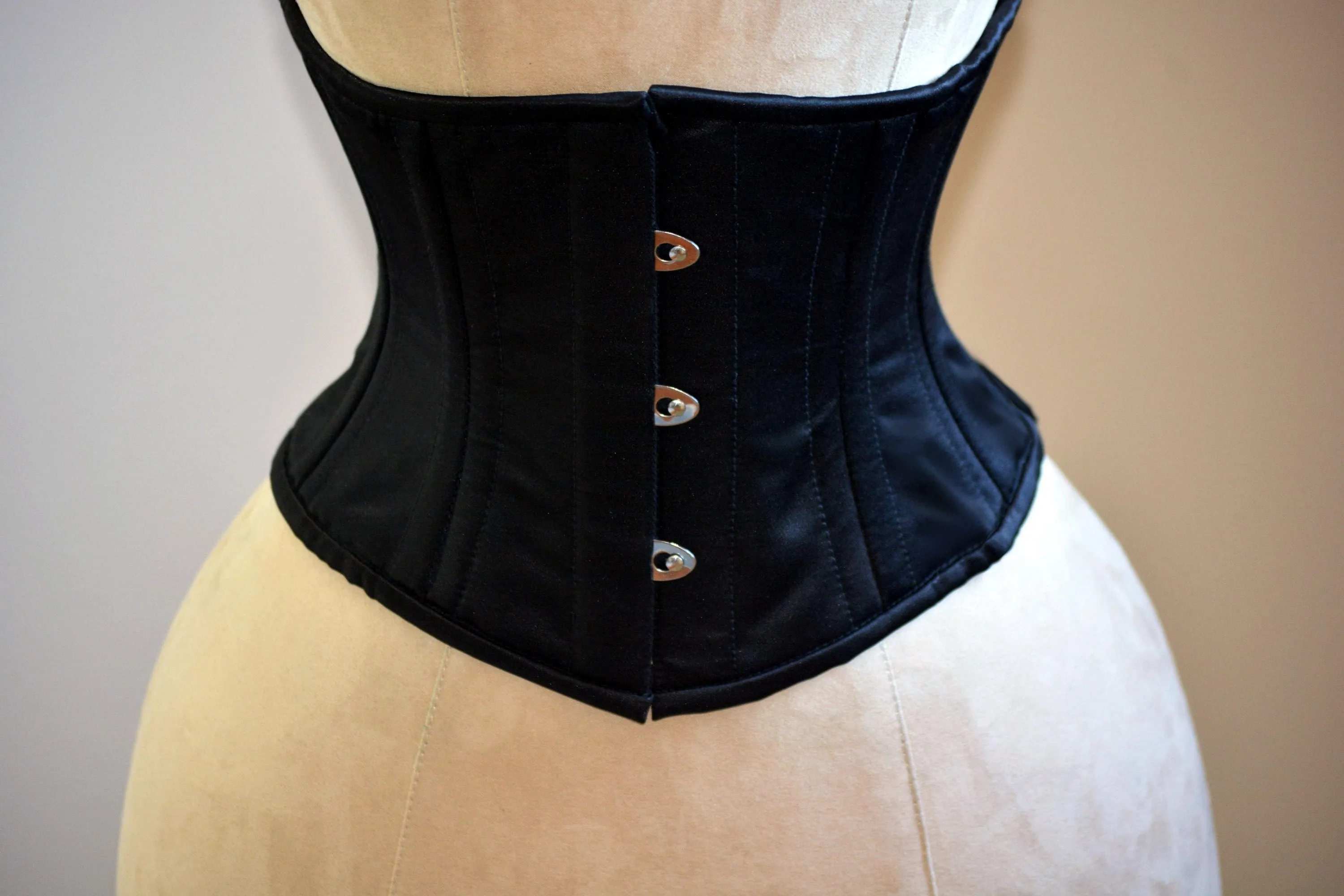 The set of black 3 best sellers corsets: waspie and black mesh underbust corsets. Real waist training corset for tight lacing.